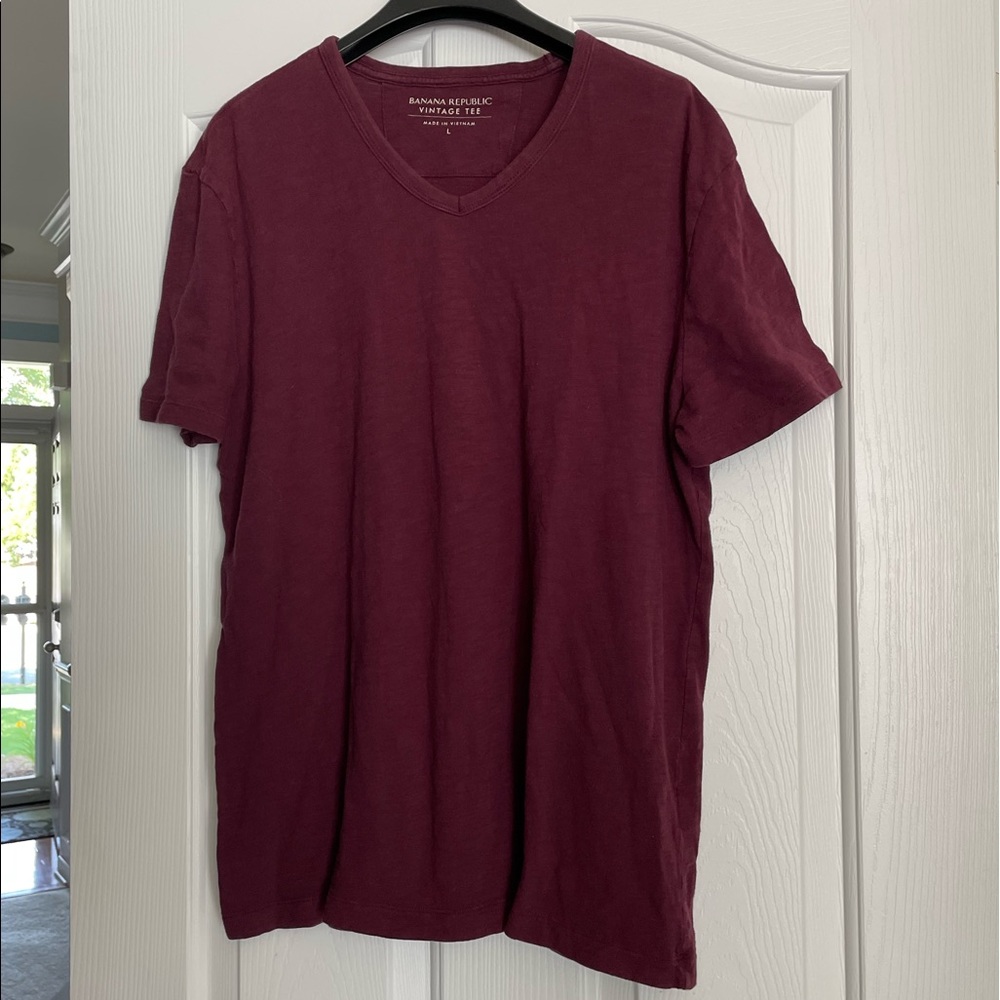 Men’s V-neck T-shirt